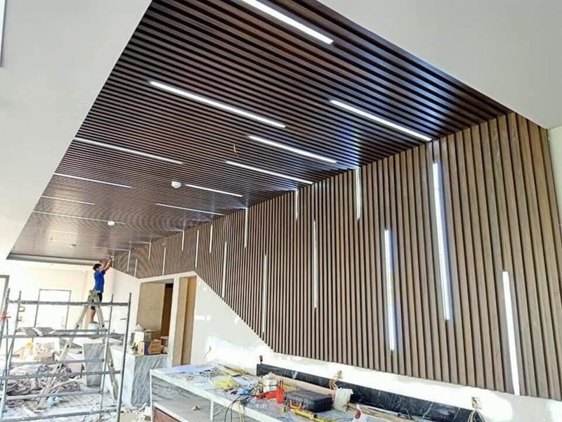 Thi  công tấm nhựa giả gỗ ốp tường Cần Thơ - Nội Thất Cần Thơ