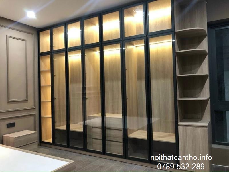 Tủ quần áo cánh kính 010