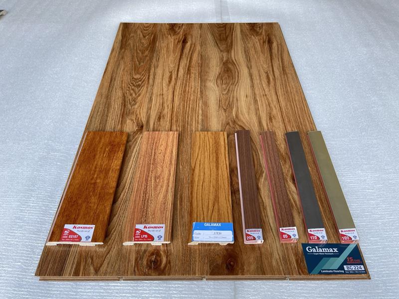 Sàn gỗ Galamax mặt bóng vân gỗ 006