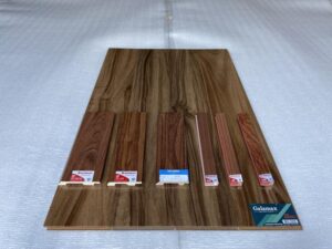 Sàn gỗ Galamax mặt bóng vân gỗ 007